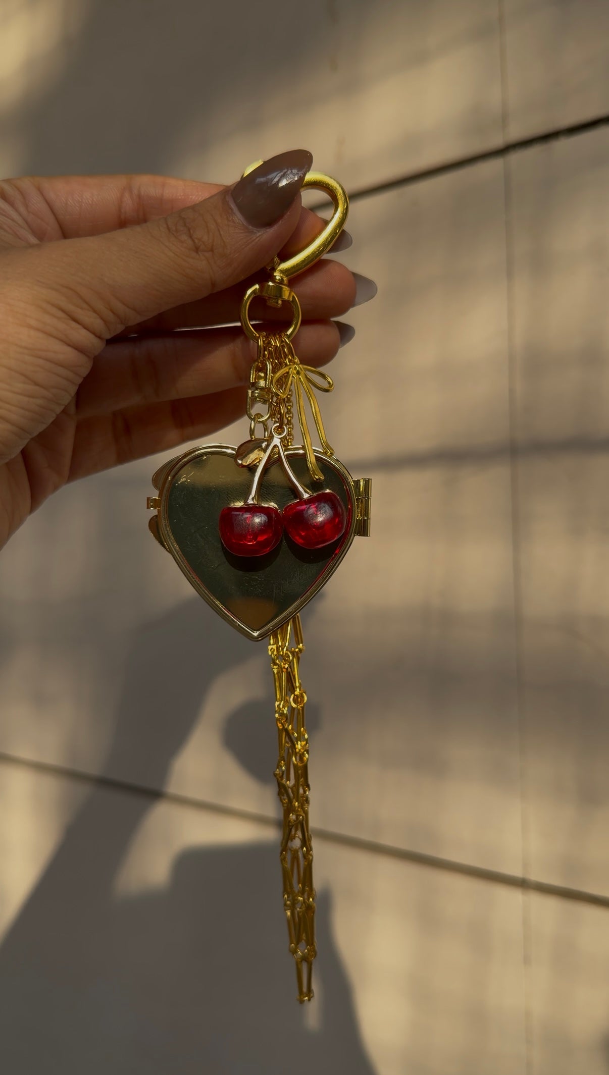 LUXE LIP CHARM
