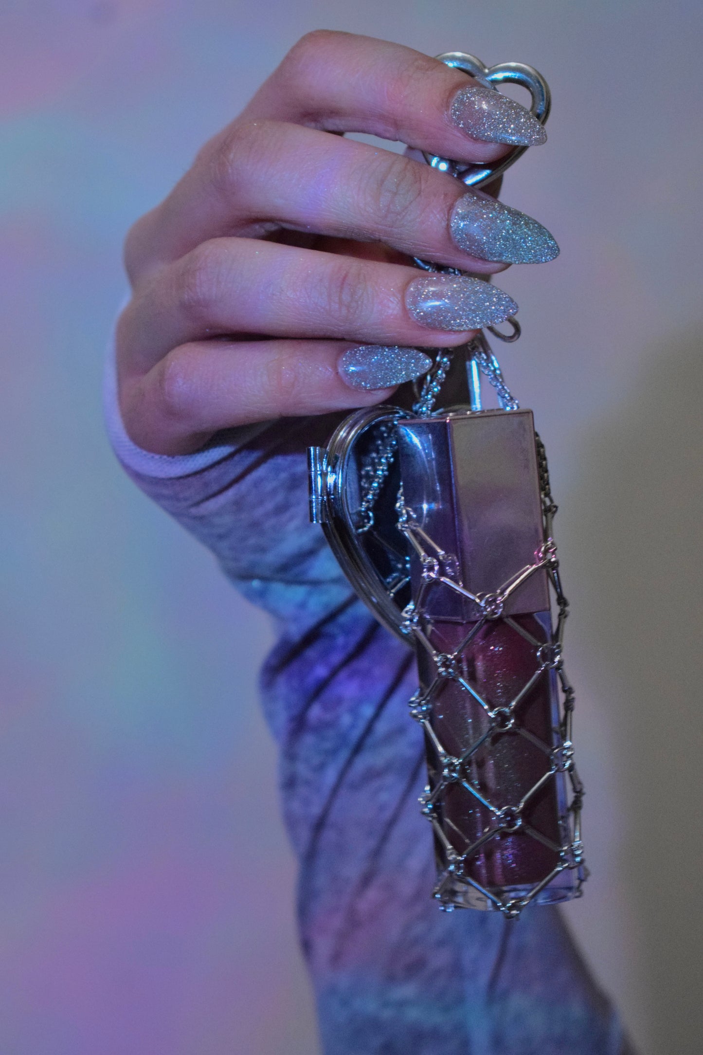 SILVER LIP CHARM